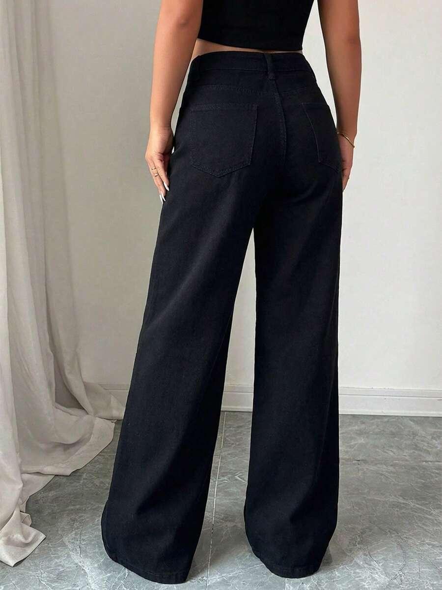 czarne spodnie jeans