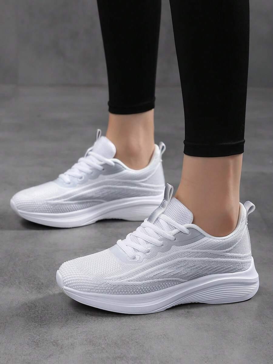 SZNUROWANE BUTY SPORTOWE