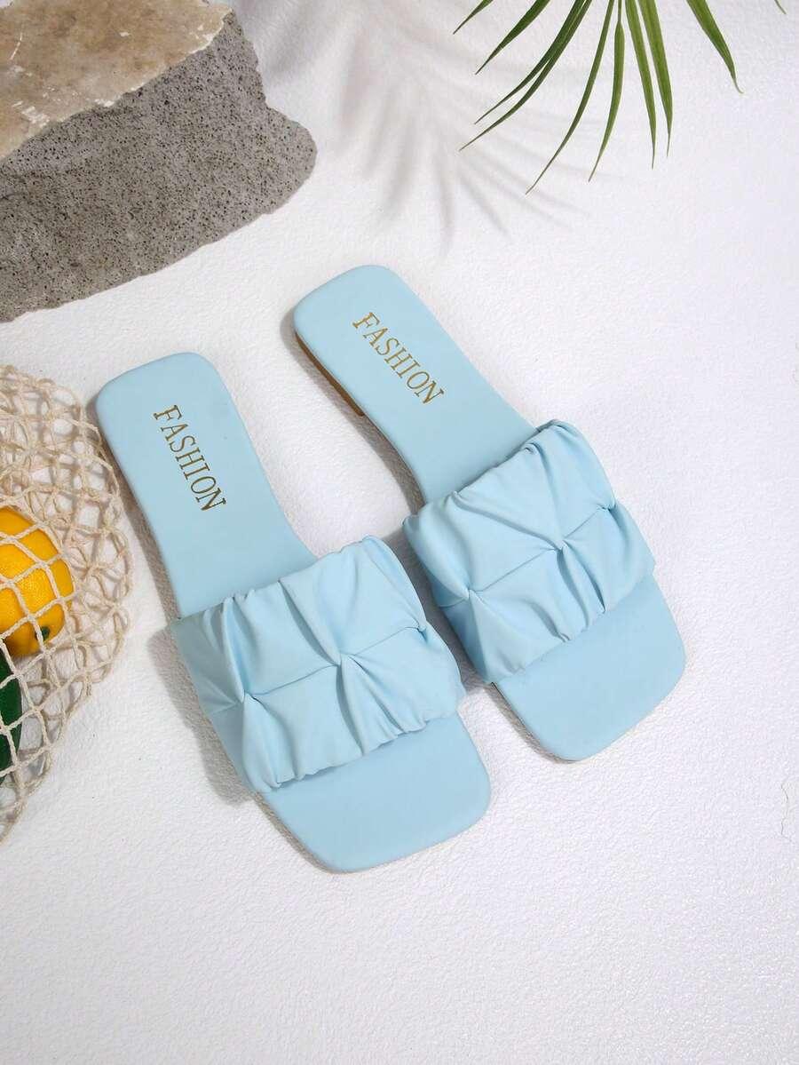 niebieskie klapki casual