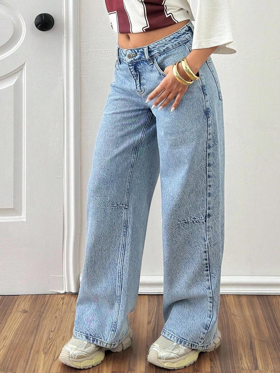 niebieskie spodnie jeans kieszenie