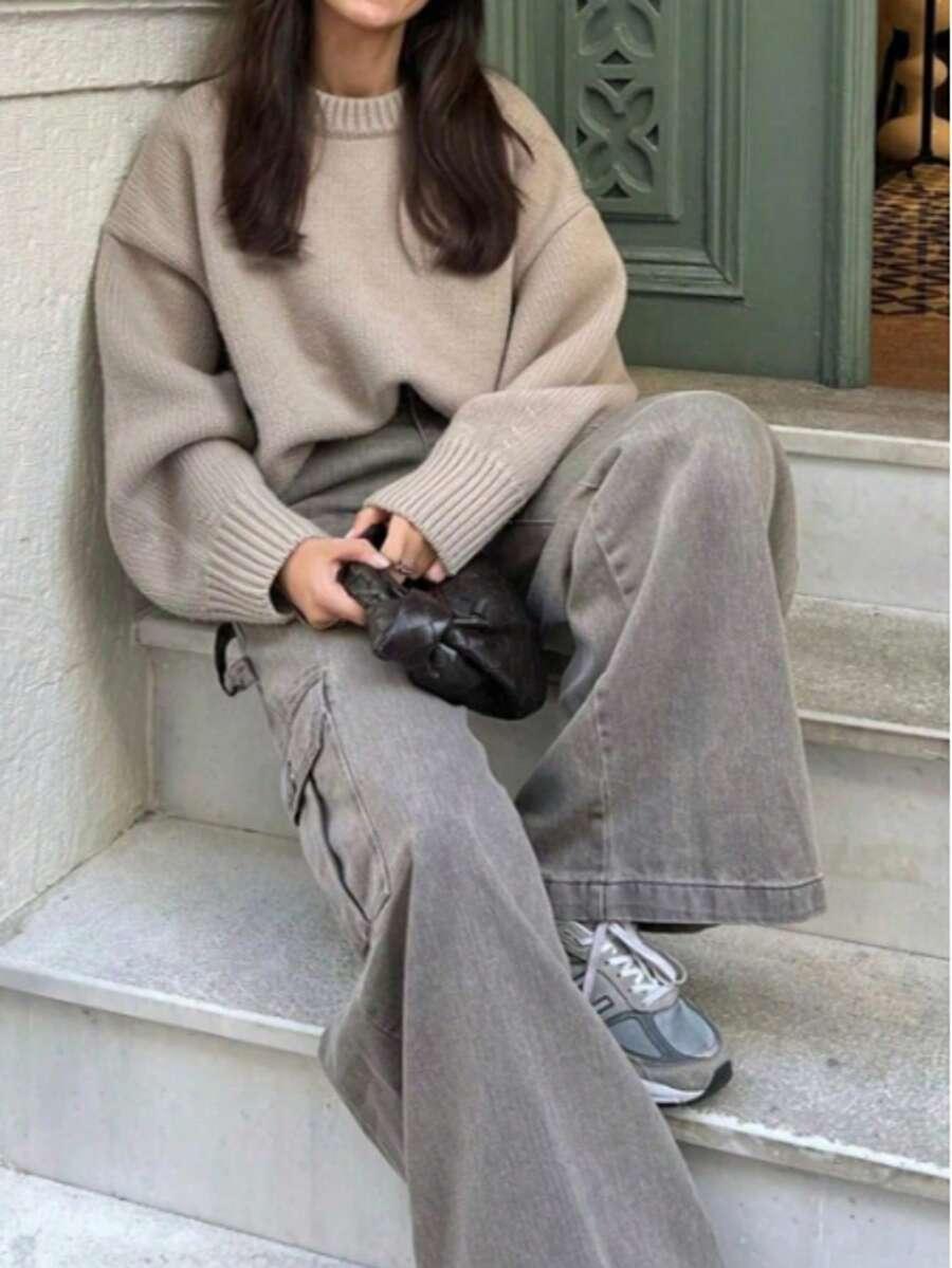 beżowy sweter oversize