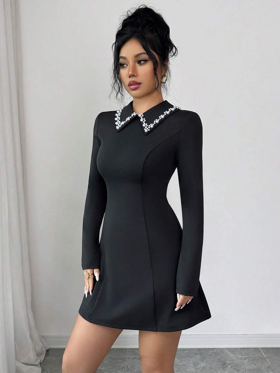CZARNA MINI SUKIENKA