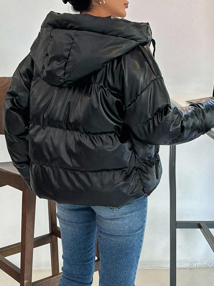 PIKOWANA CZARNA KURTKA KAPTUR IMITACJA SKÓRY