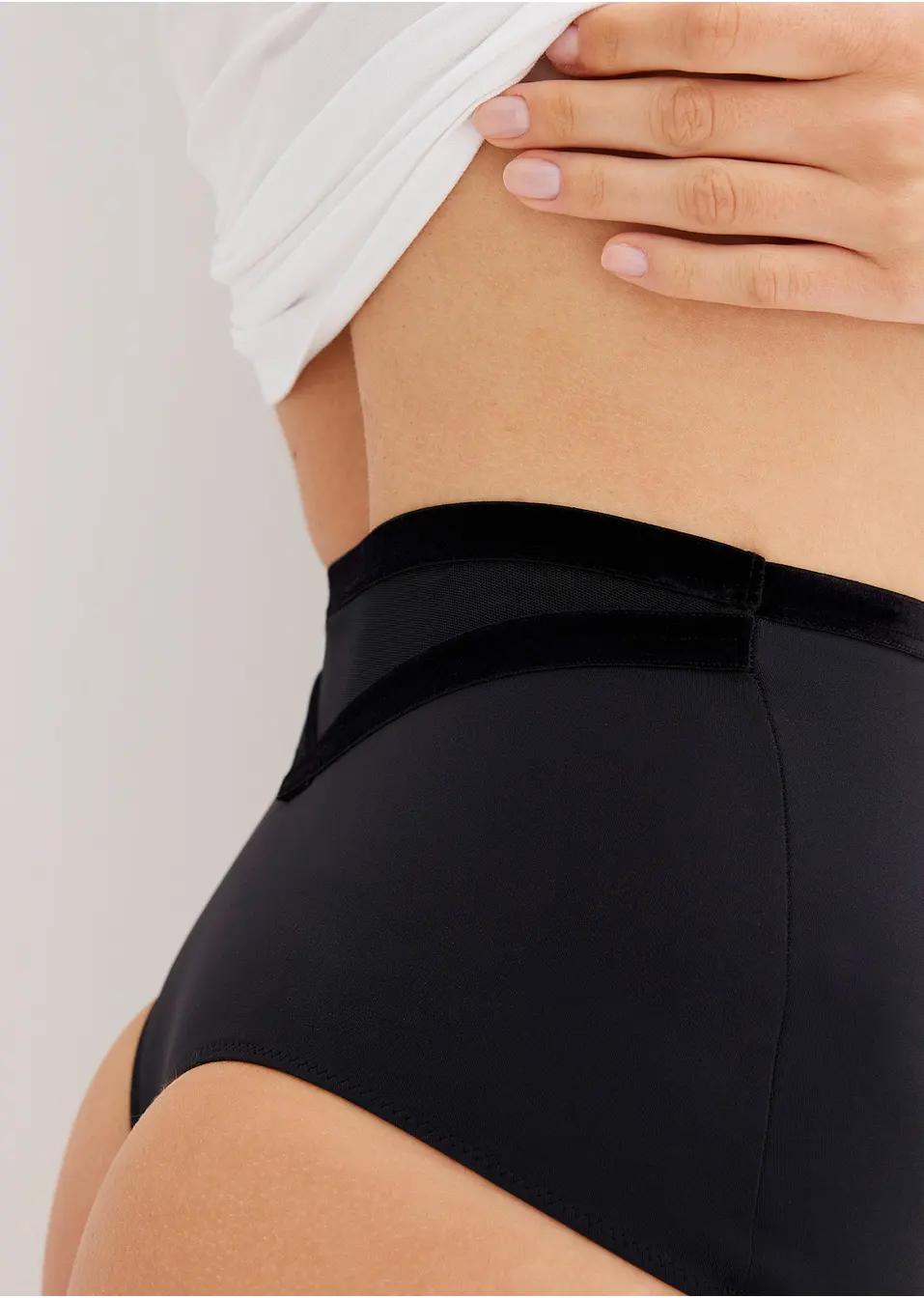 STRINGI SHAPE Z AKSAMITEM