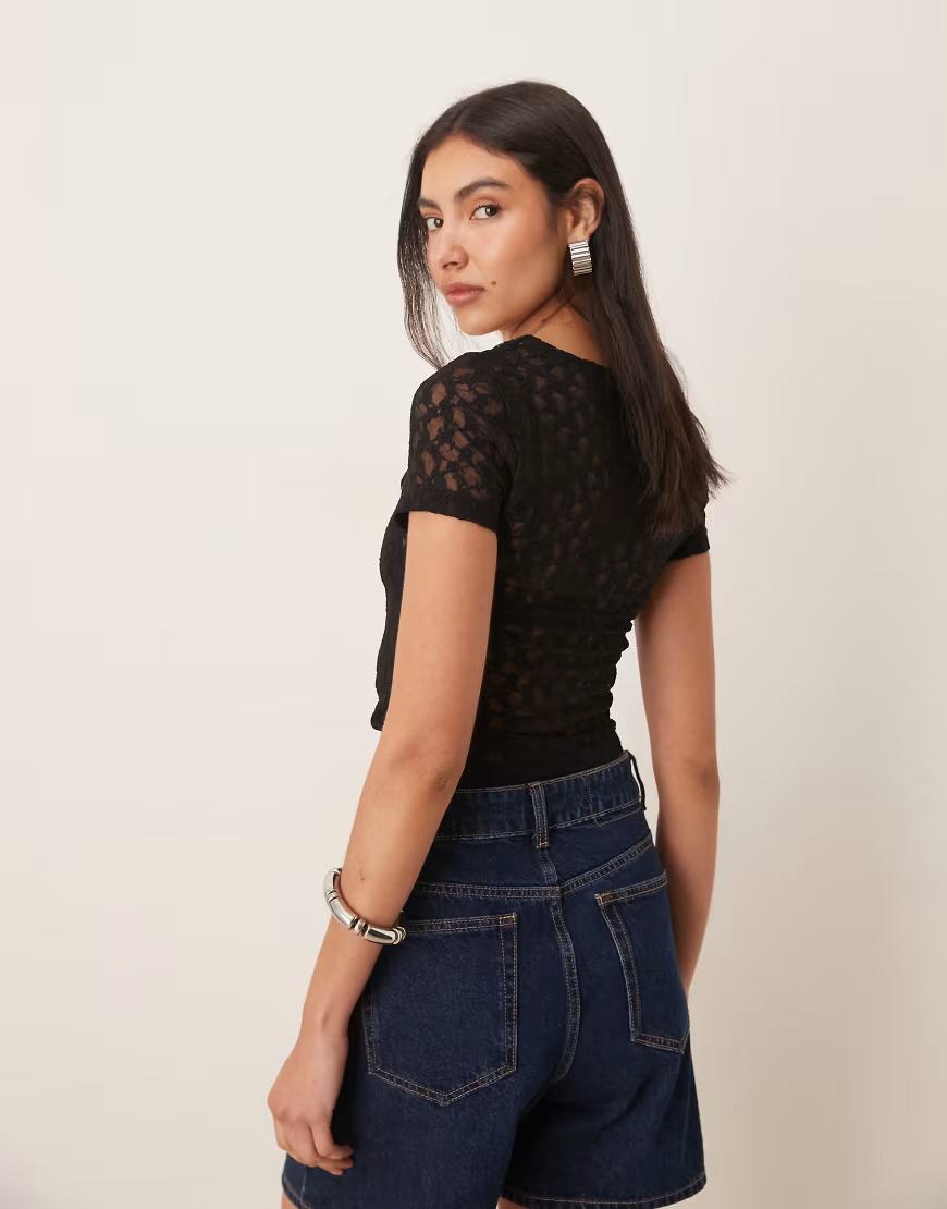 CZARNY KORONKOWY TOP