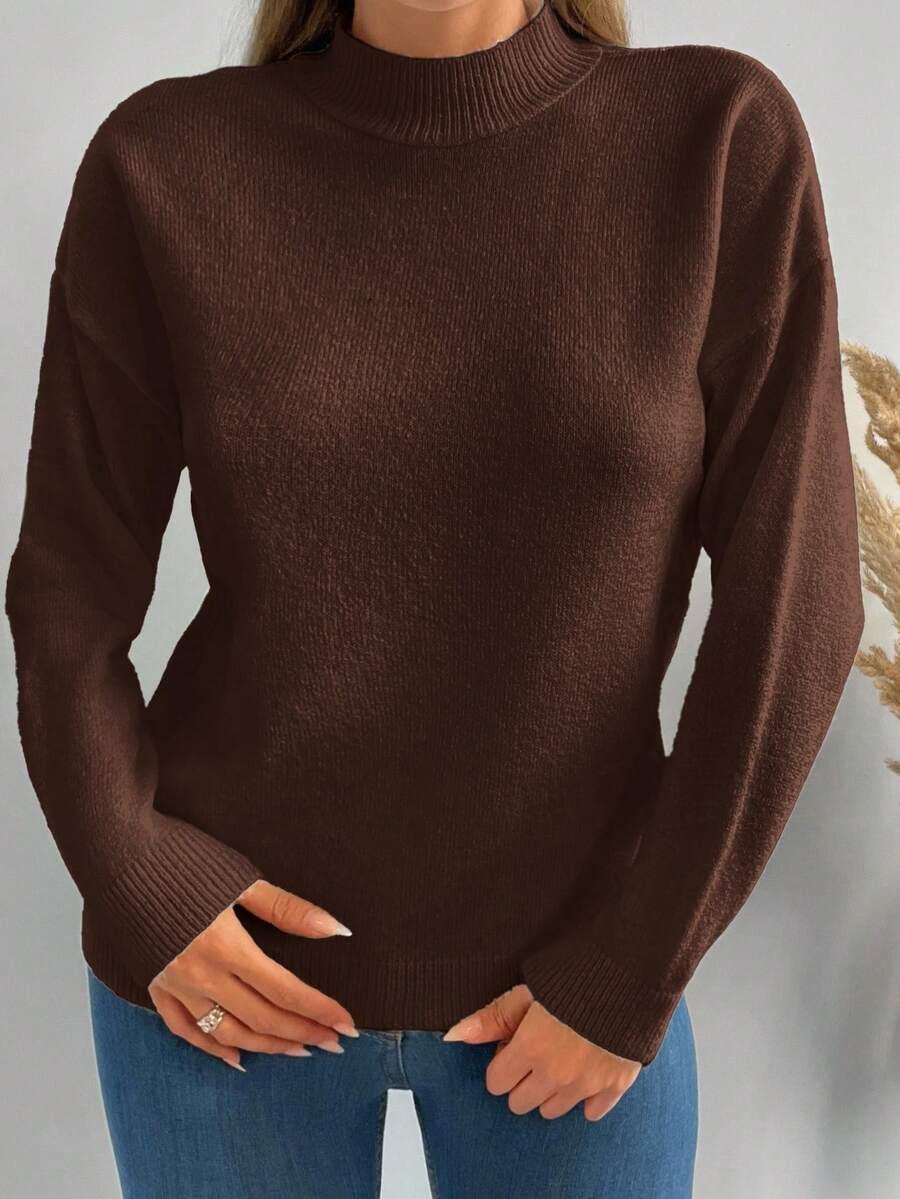 brązowy sweter stójka
