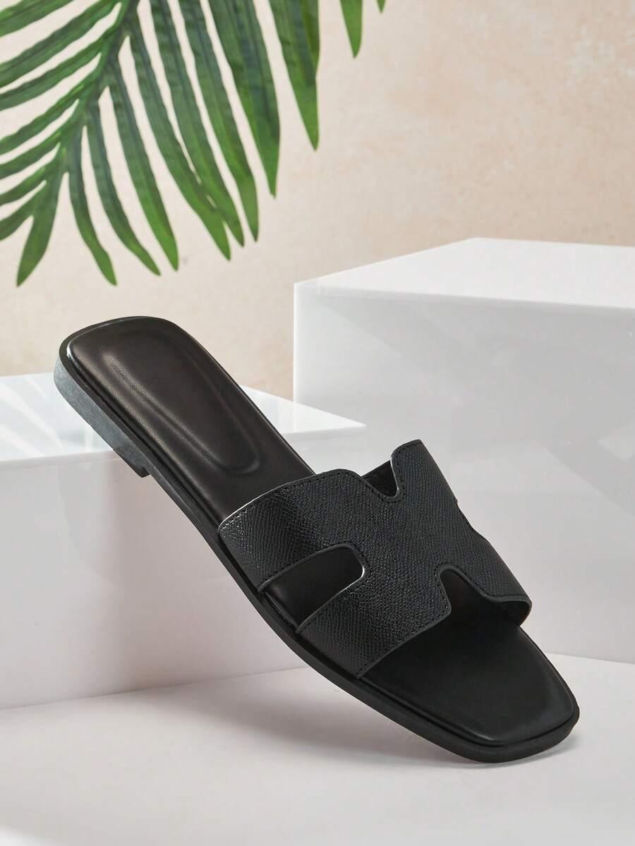 CZARNE KLAPKI CASUAL