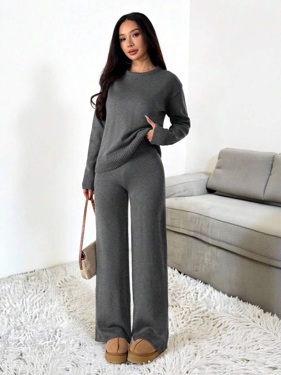 komplet sweter spodnie