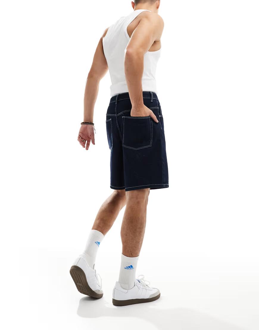 SPODENKI JEANSOWE PRZED KOLANO