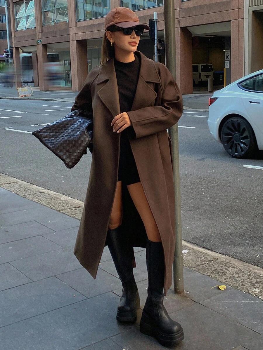 BRĄZOWY KLASYCZNY PŁASZCZ