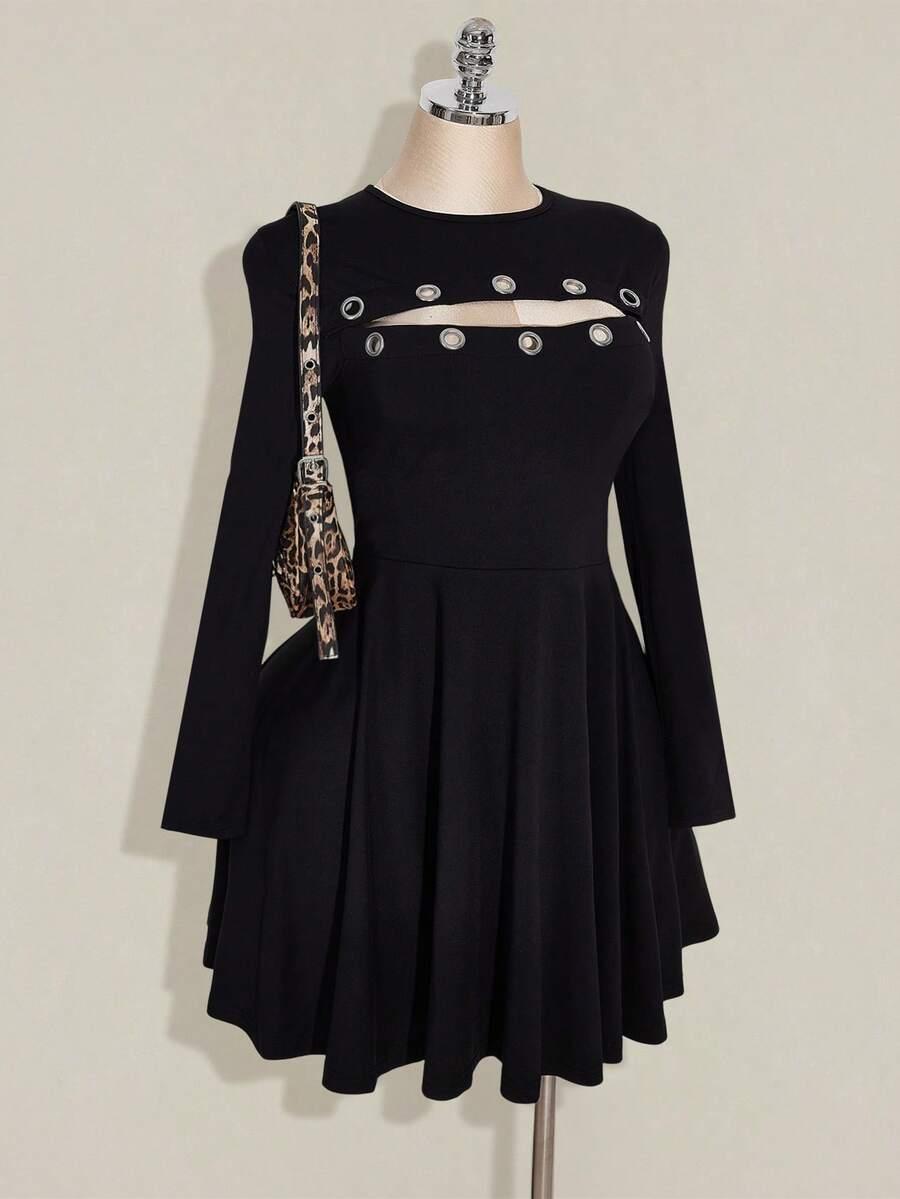czarna mini sukienka
