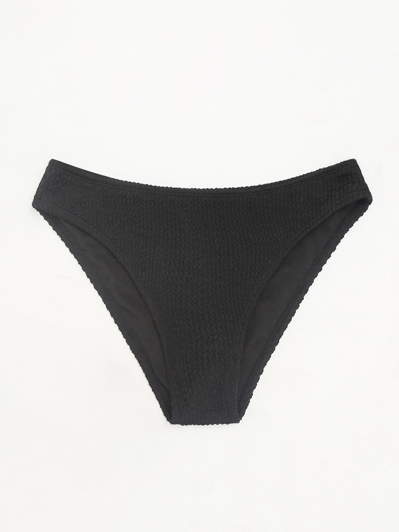 czarny dół od bikini 