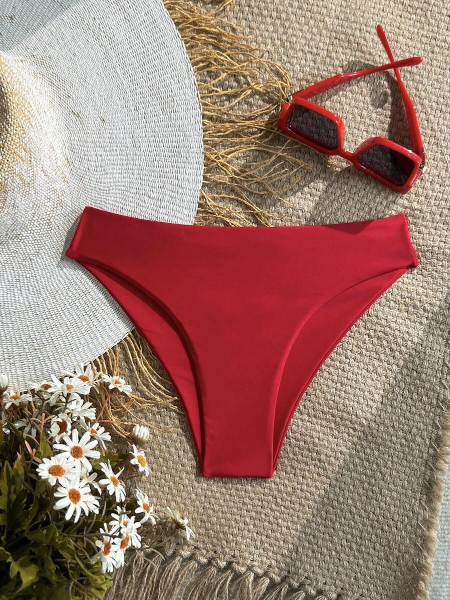 DÓŁ OD BIKINI