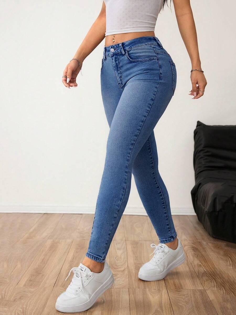 NIEBIESKIE SPODENKI JEANS