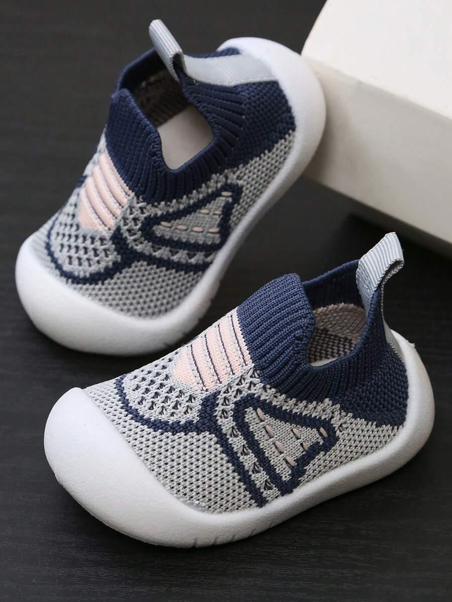 WKŁADANE DZIECIĘCE BUTY 