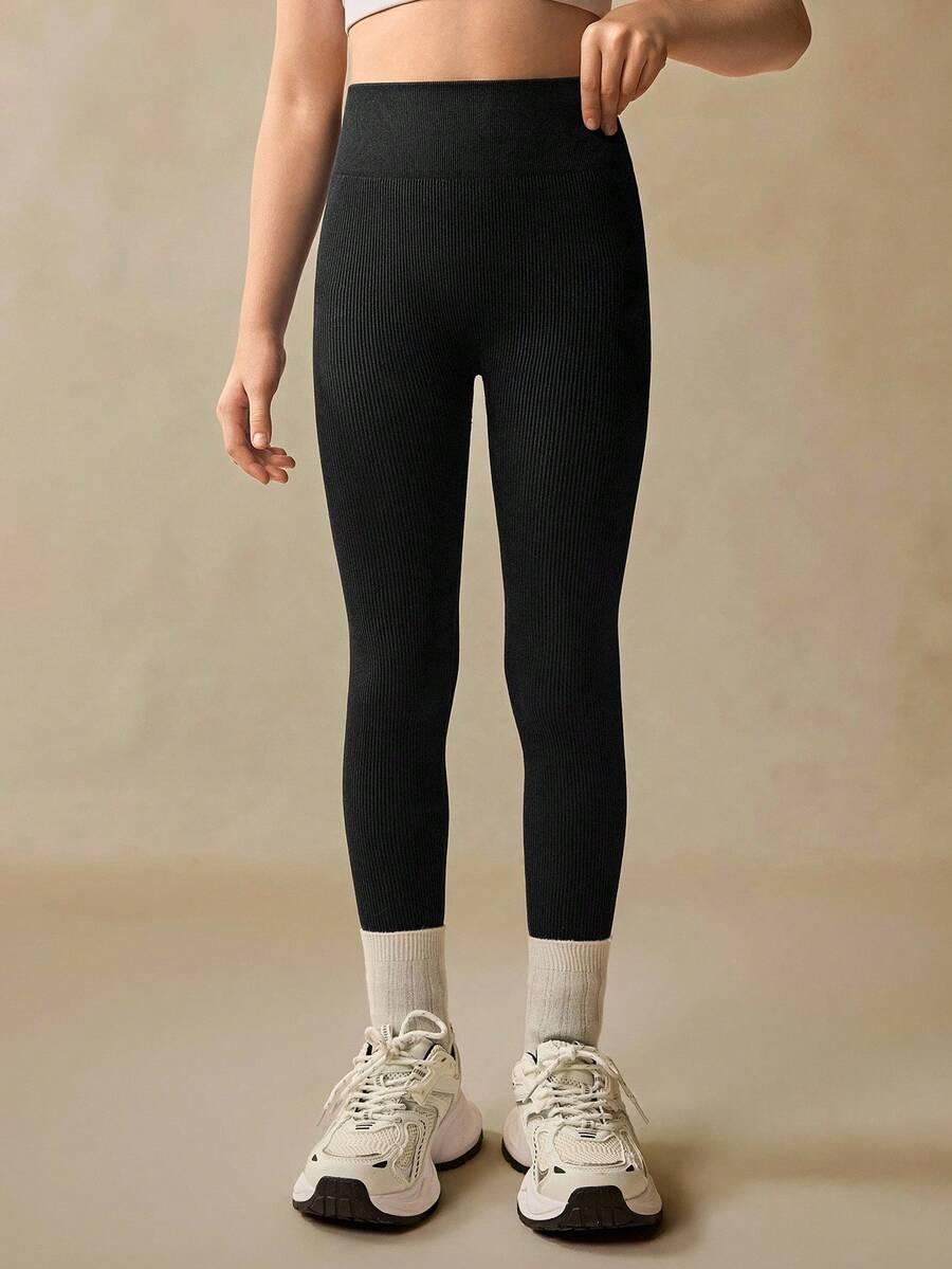 czarne sportowe legginsy