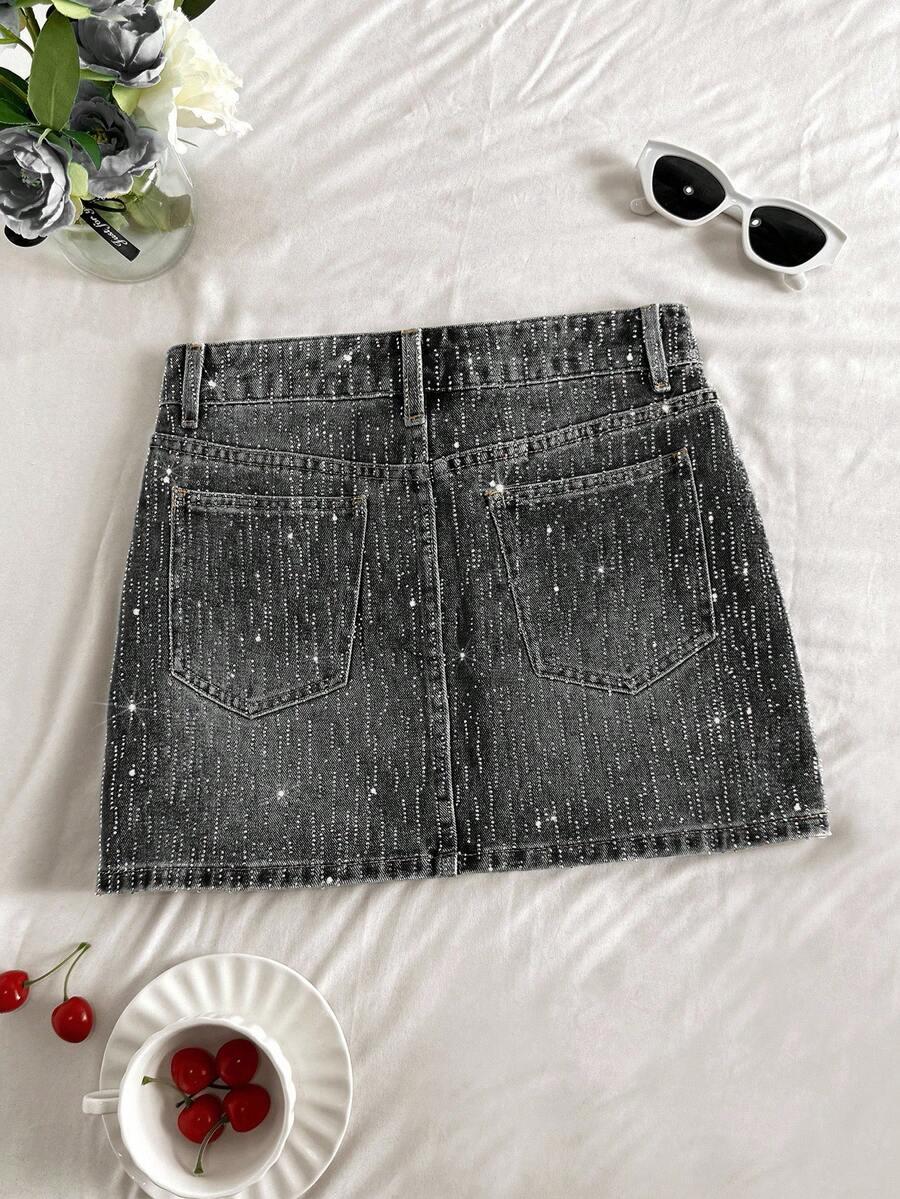 CZARNA MINI SPÓDNICA JEANS ZDOBIENIE