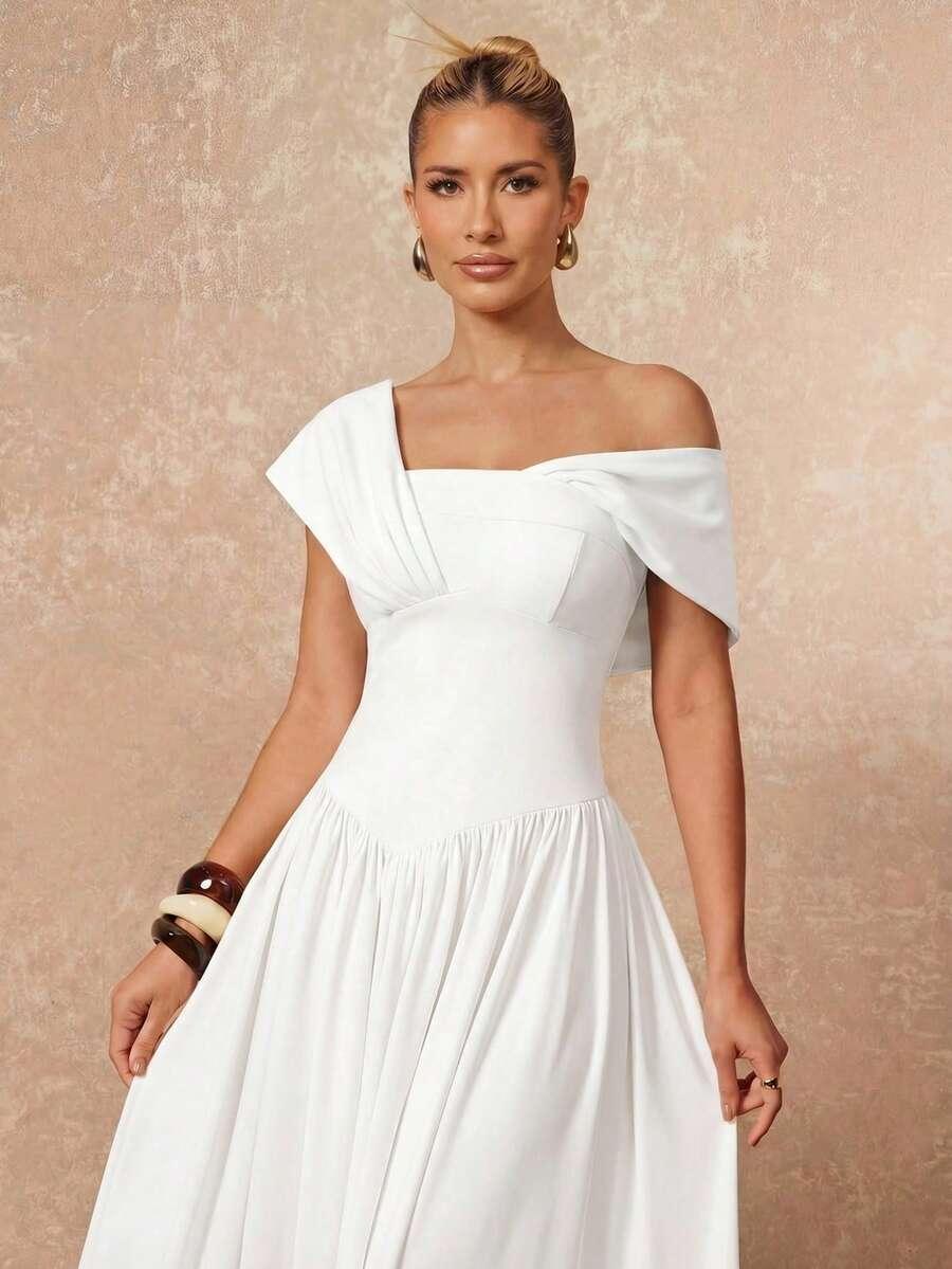biała sukienka maxi