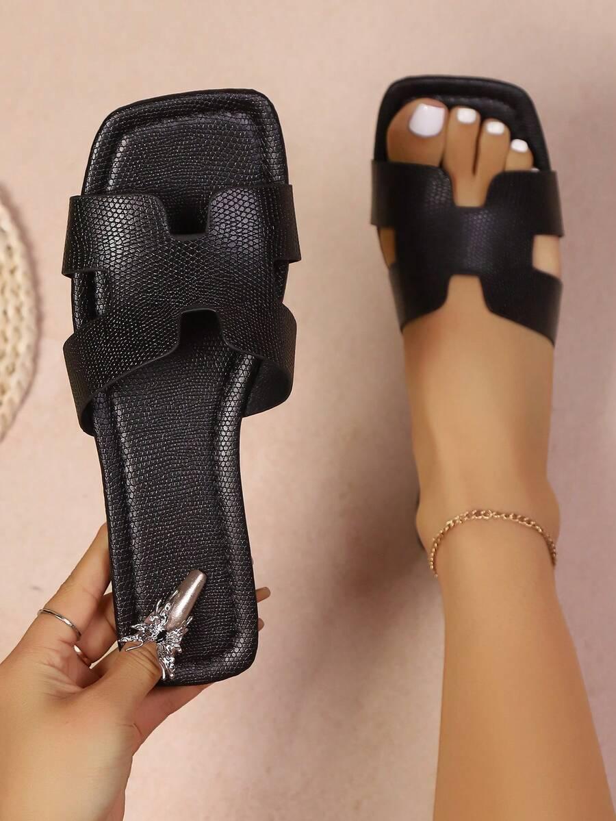 czarne klapki casual