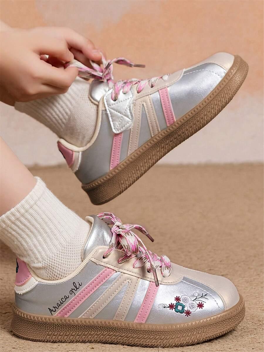 BUTY SPORTOWE SZNUROWANE 