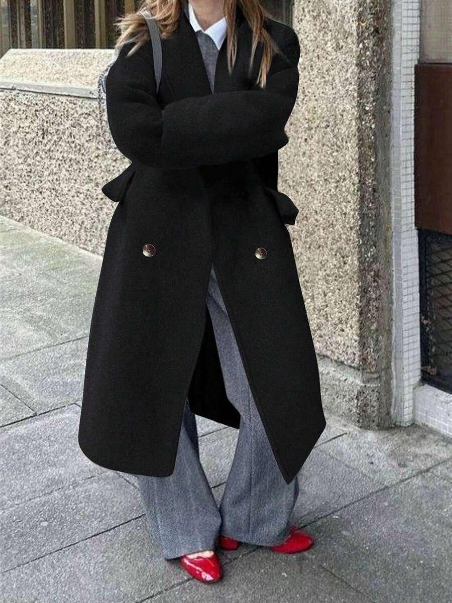 czarny klasyczny płaszcz