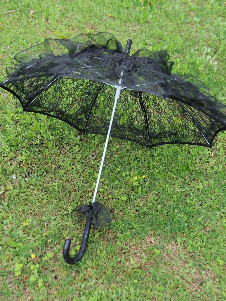 czarny parasol koronka