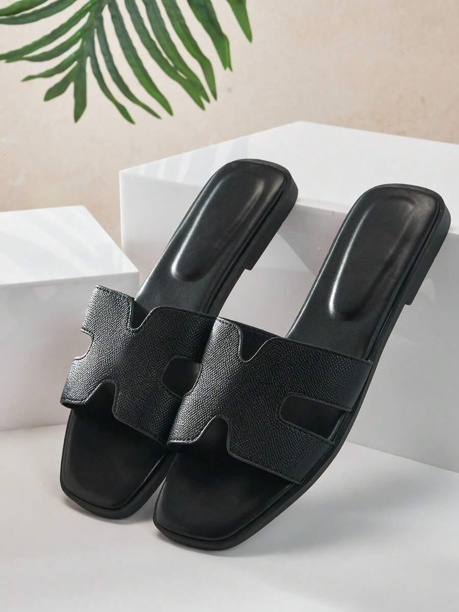 CZARNE KLAPKI CASUAL