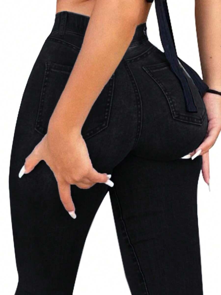 czarne spodnie jeans