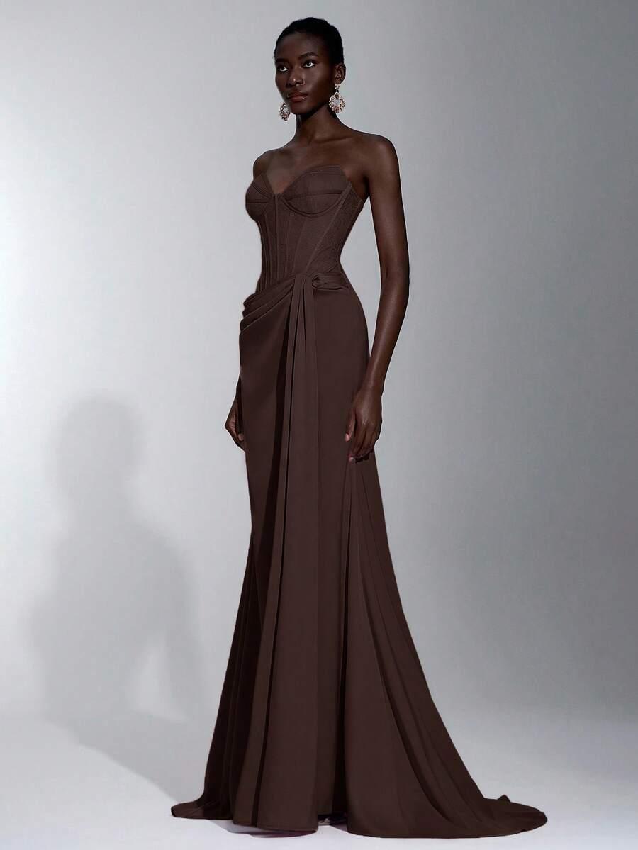 ELEGANCKA SUKIENKA MAXI Z DEKOLTEM SERCE KORONKA