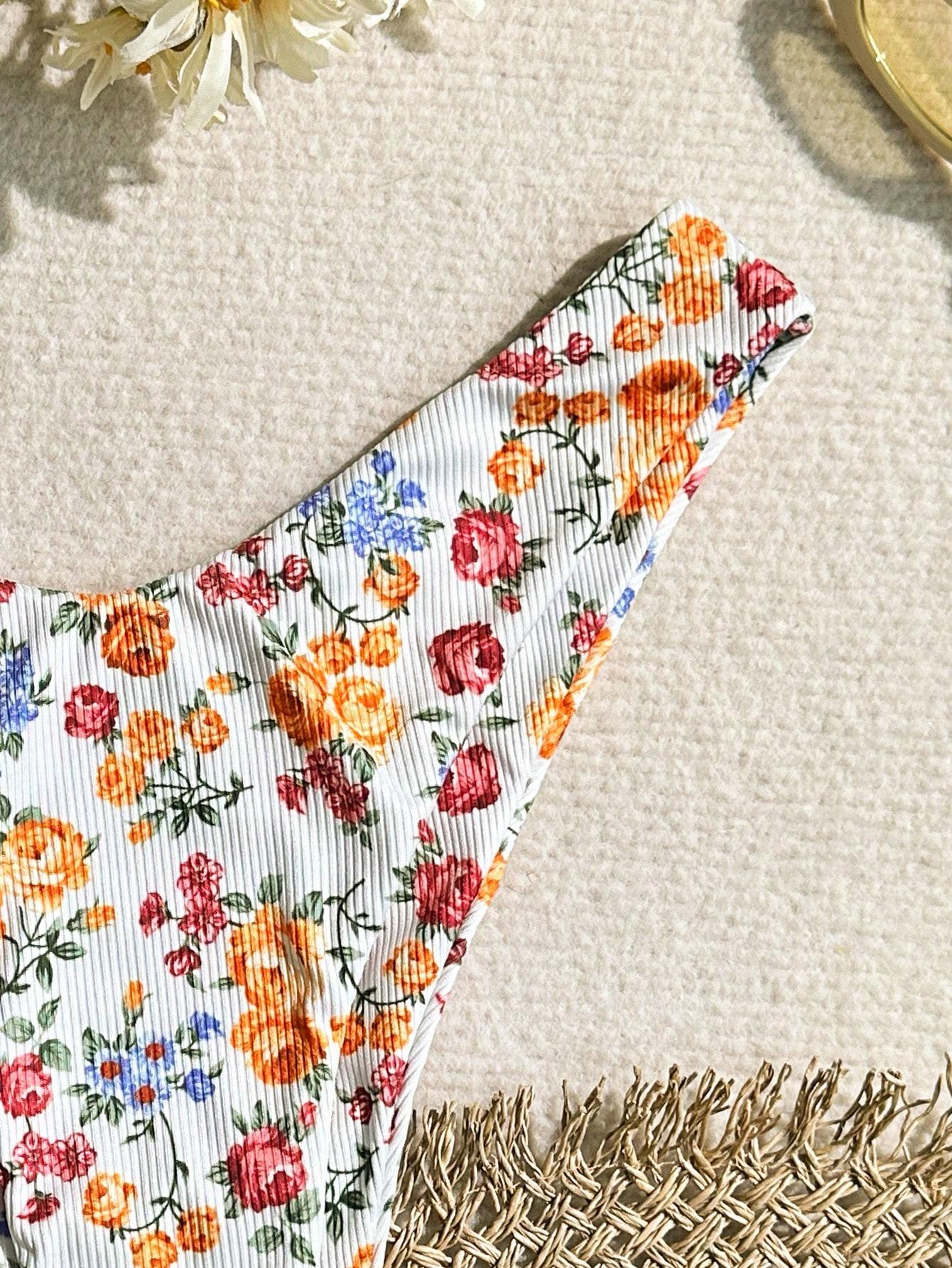 DÓŁ OD BIKINI KWIATY
