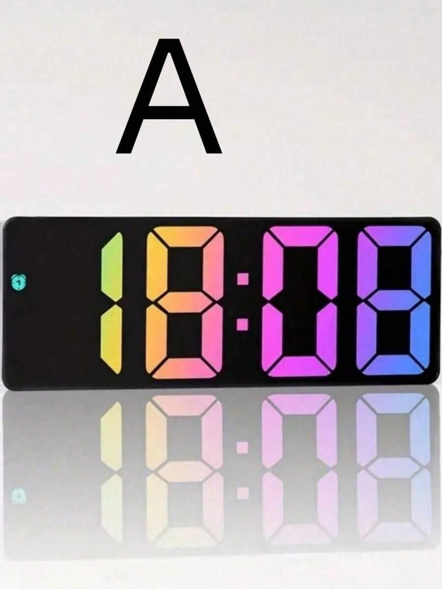 czarny zegar elektroniczny