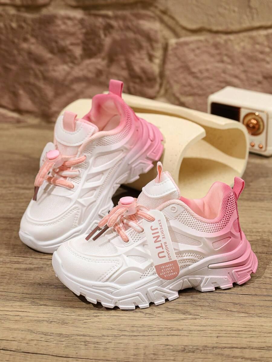sznurowane buty sportowe 