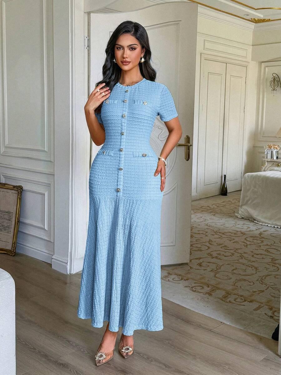 niebieska sukienka maxi