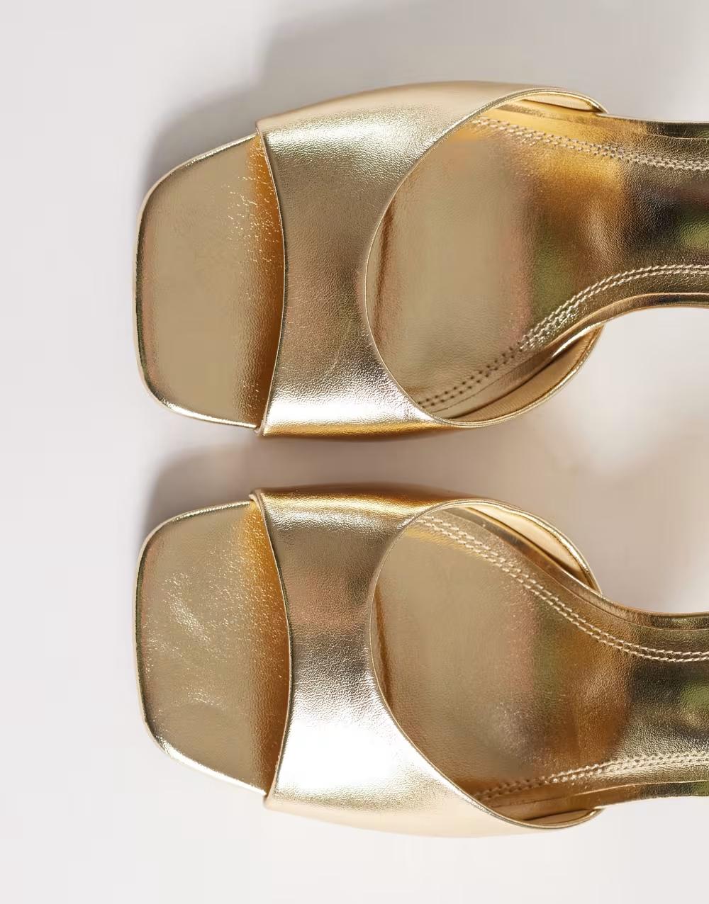 ZŁOTE SANDAŁY SPRZĄCZKA