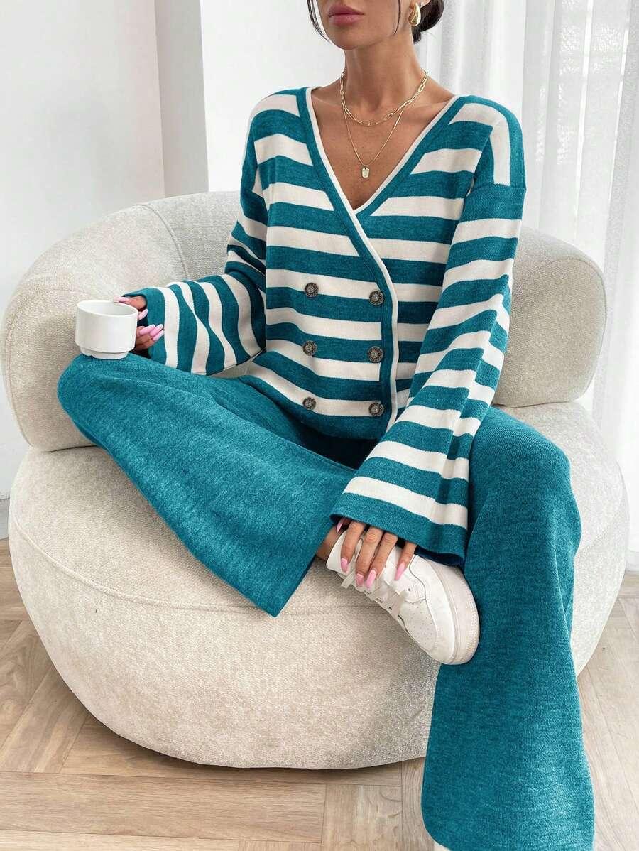SWETER SPODNIE KOMPLET