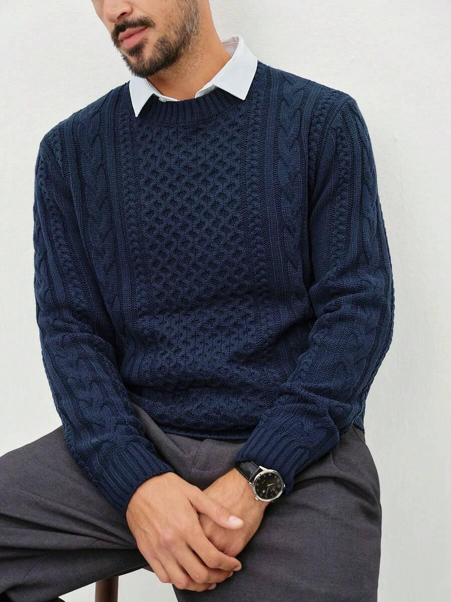 granatowy sweter wzór