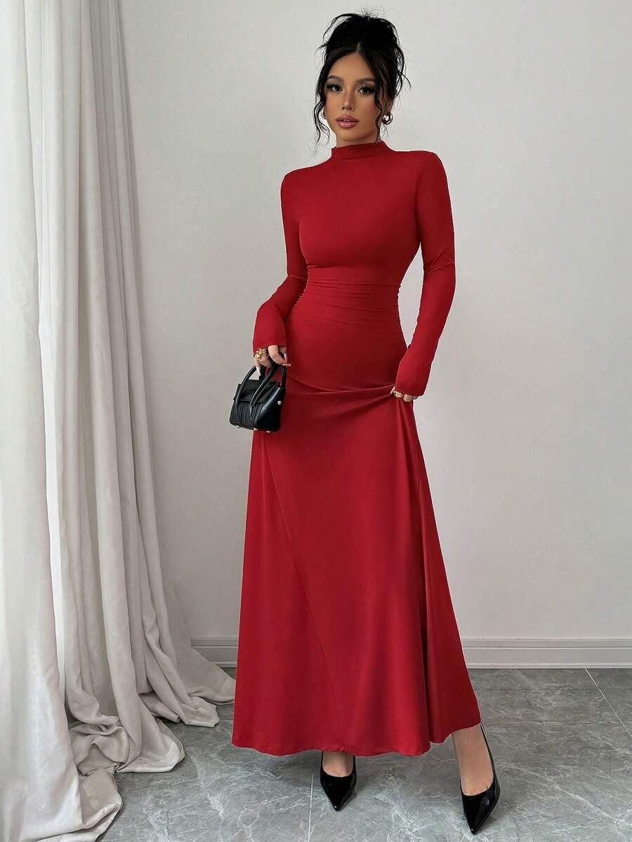 czerwona maxi sukienka 