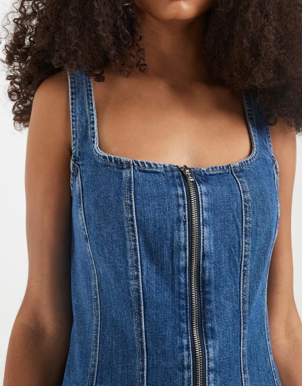 NIEBIESKA MINI SUKIENKA JEANS ZAMEK