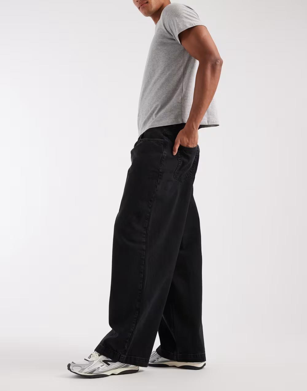 czarne spodnie jeans zamek