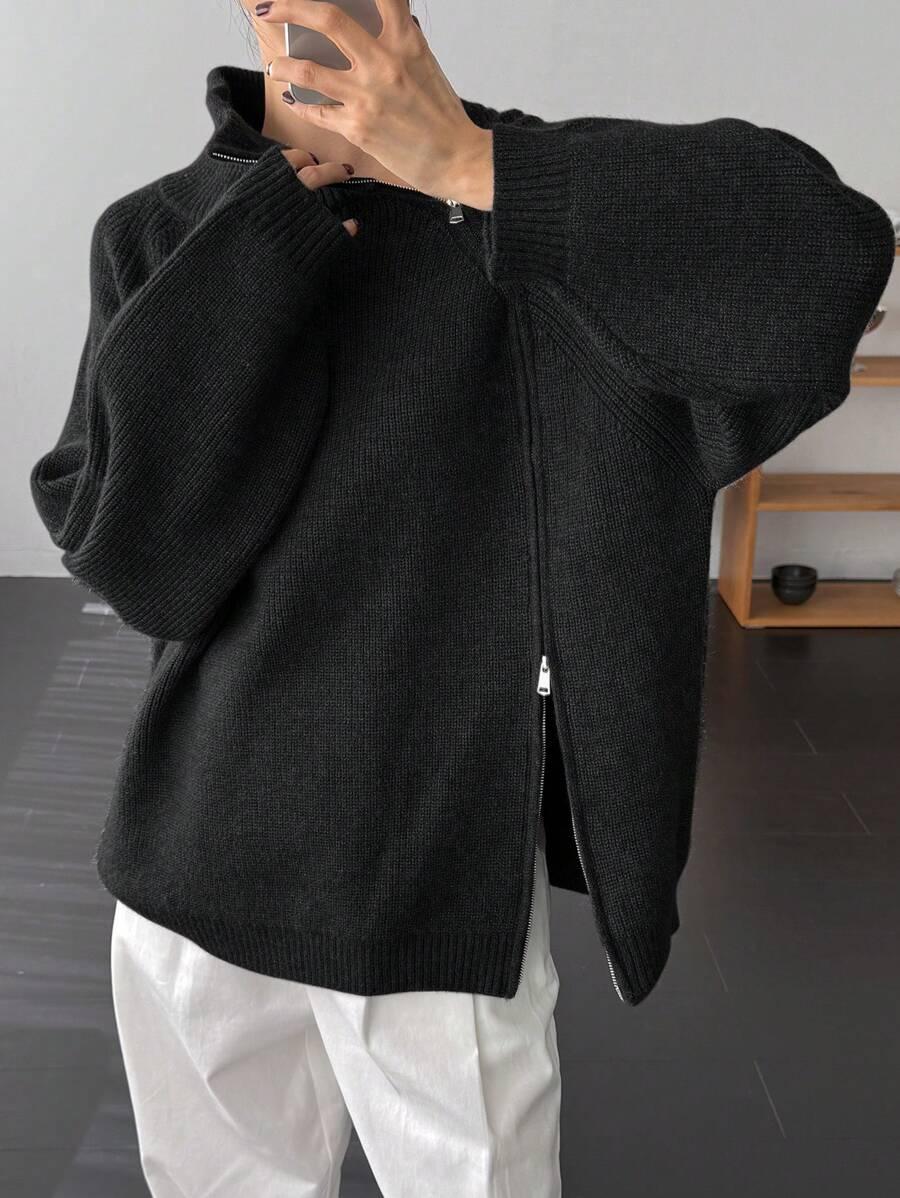 CZARNY SWETER ZAMEK