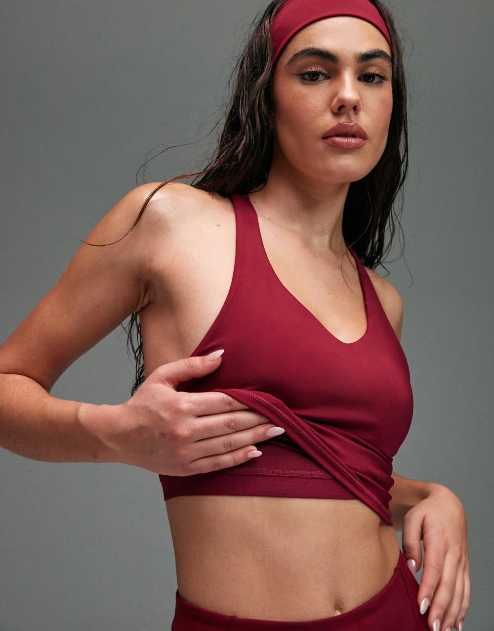 KLASYCZNY BORDOWY TOP SPORTOWY V-NECK