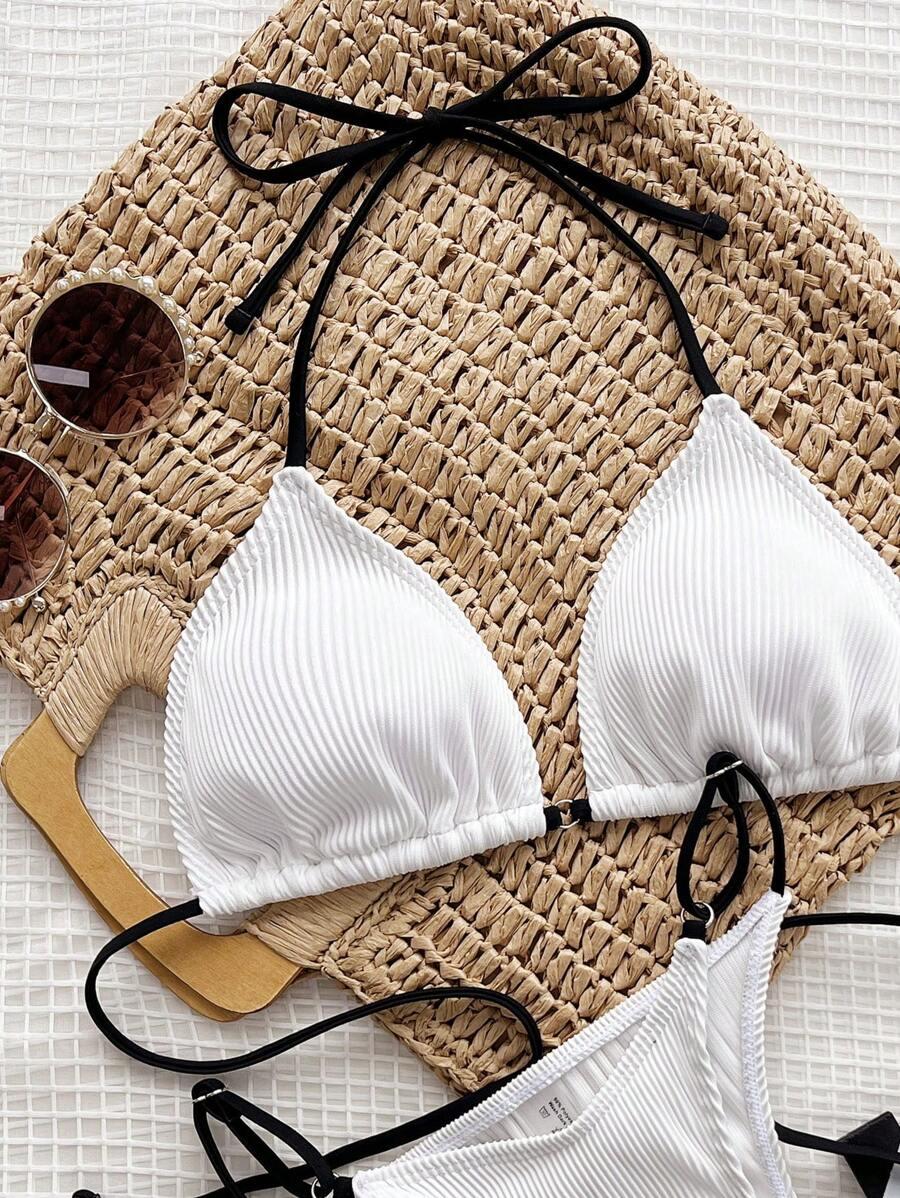 biała góra od bikini tekstura