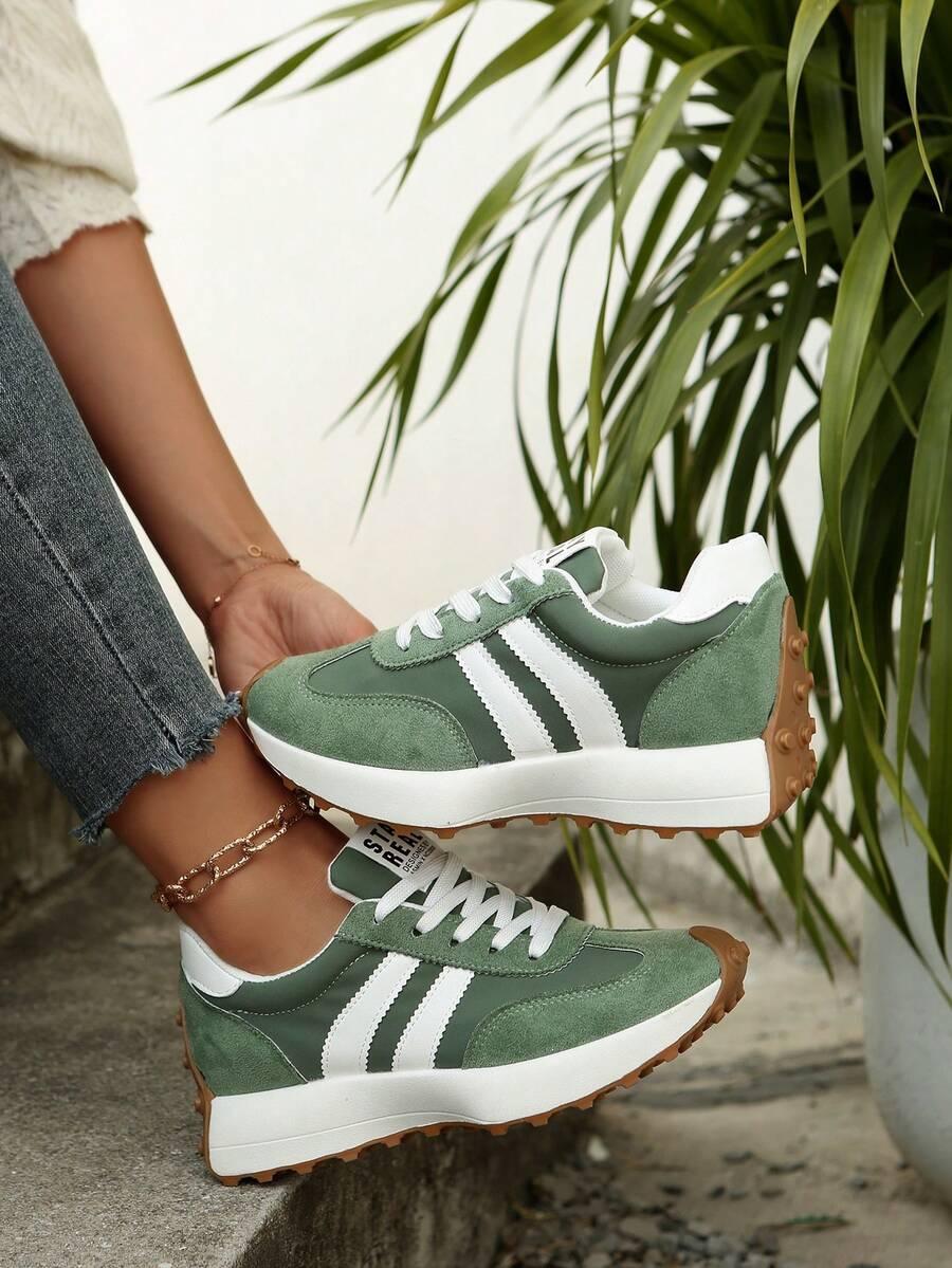 SZNUROWANE BUTY SPORTOWE
