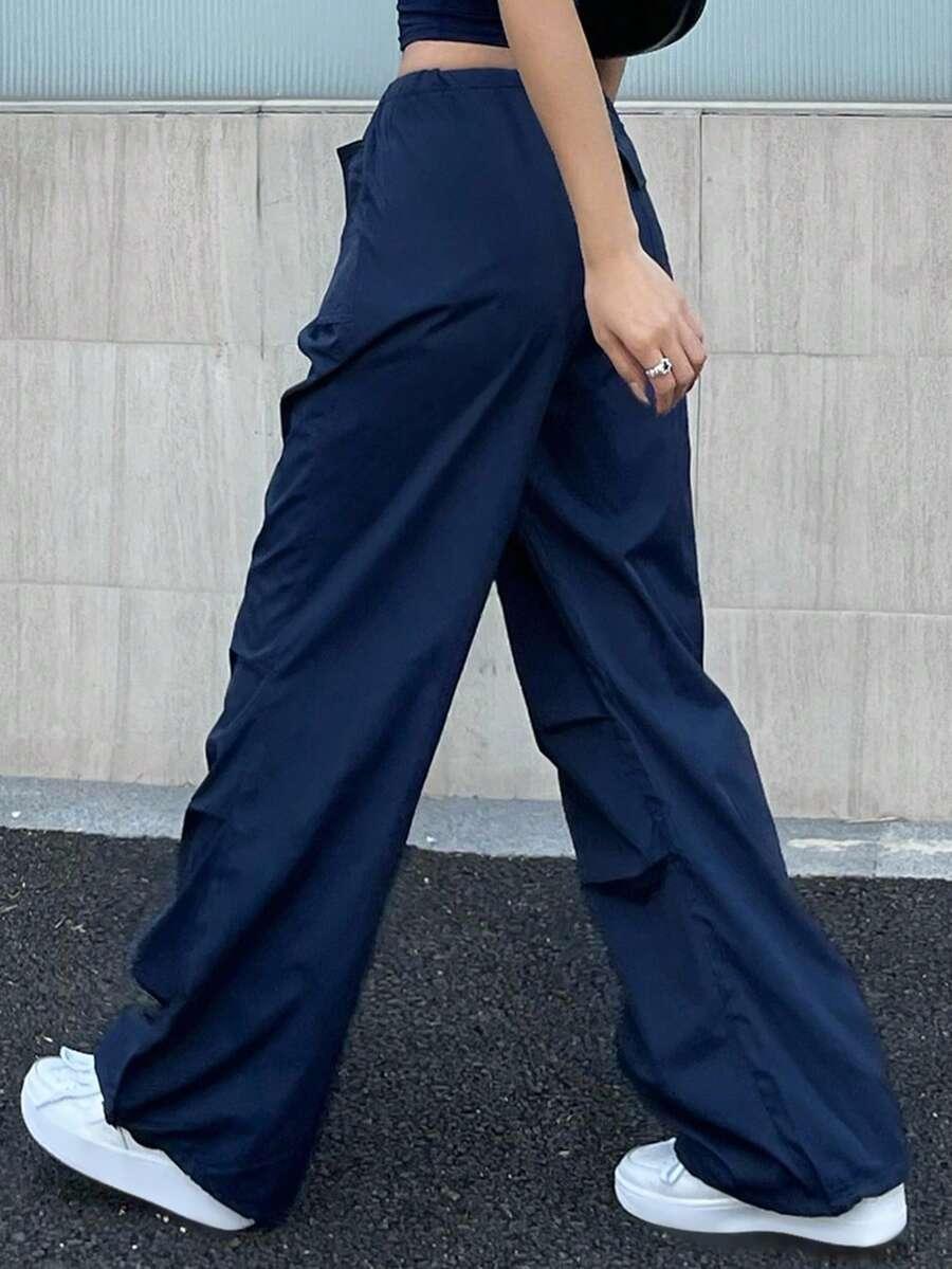 granatowe spodnie casual 