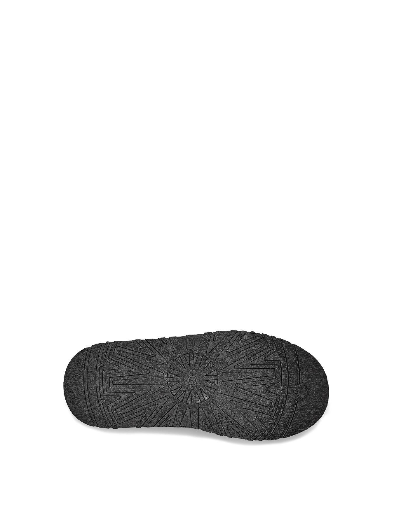 UGG KAPCIE TAZZ Z KONTRASTOWYMI PRZESZYCIAMI W/1174471