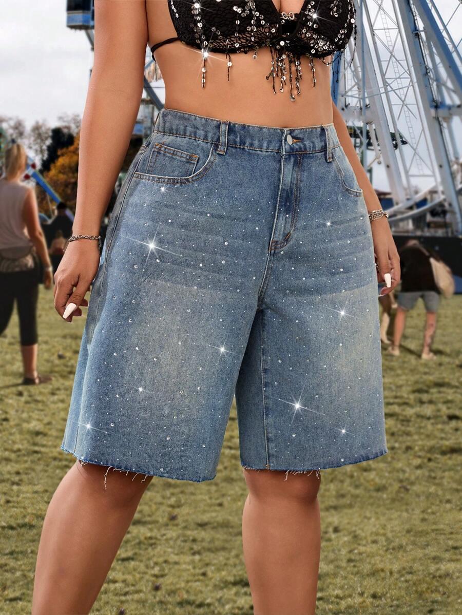 niebieskie spodenki jeans zdobienie