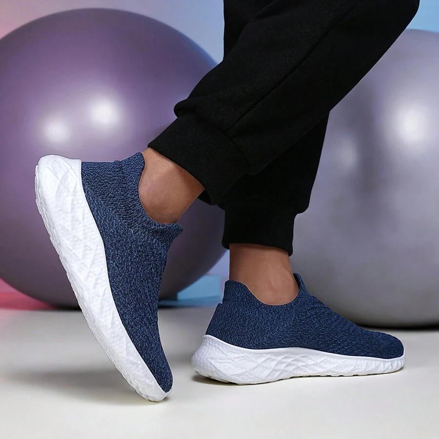 niebieskie buty sportowe slip on