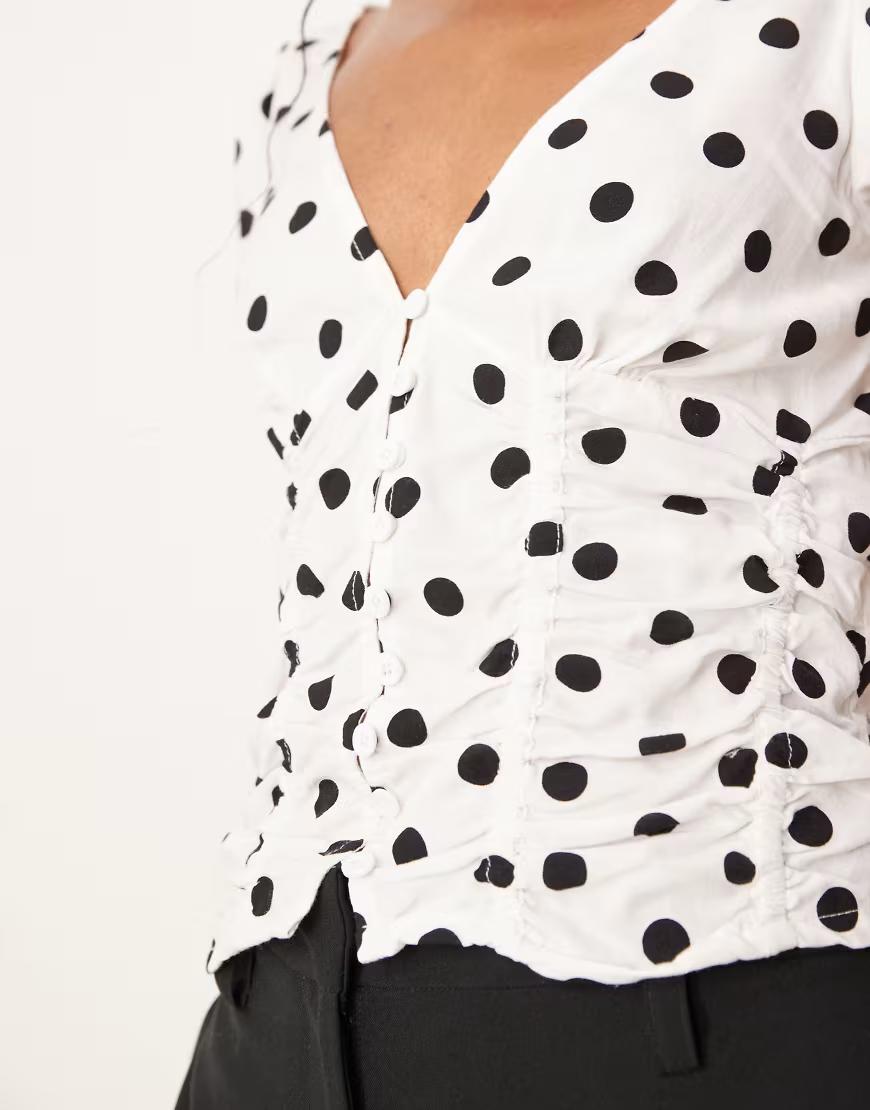 BIAŁA BLUZKA GROSZKI