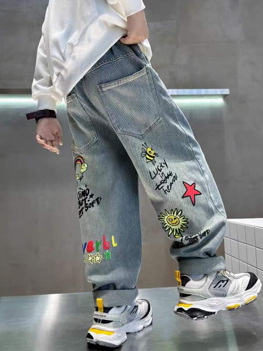 niebieskie spodnie jeans 