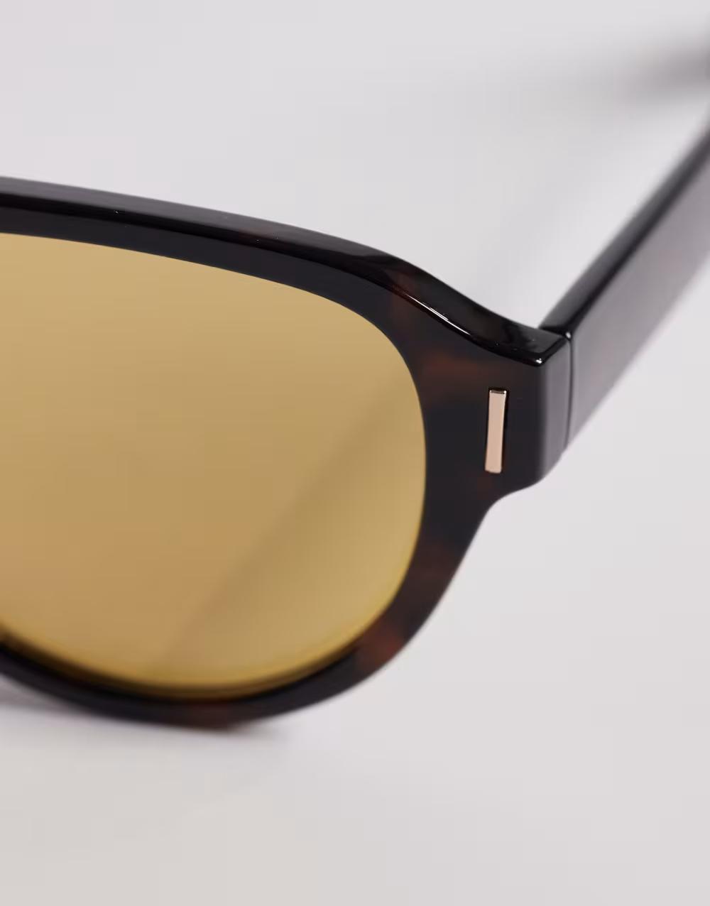 brązowe okulary przeciwsłoneczne